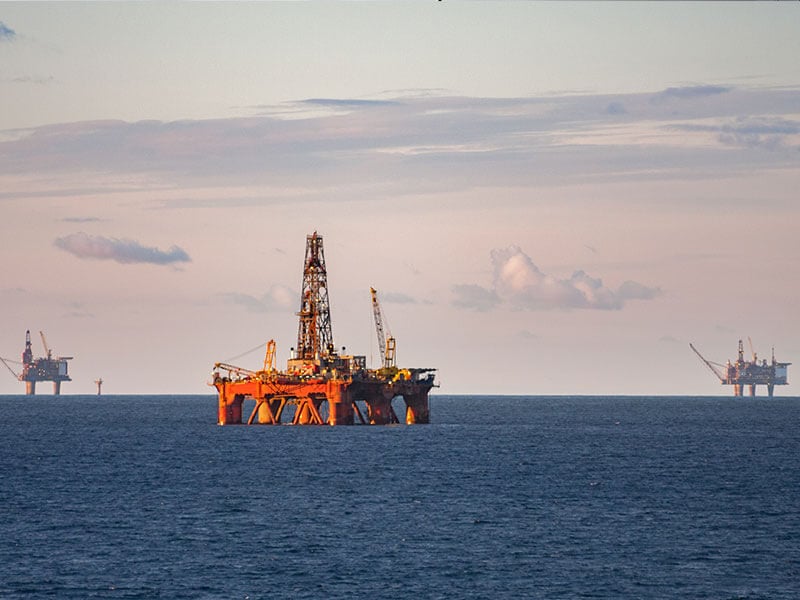 Produzione di petrolio e gas | Classifica dei settori più critici al mondo Image