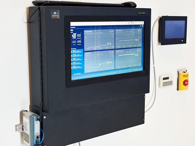 Vertiv Liebert iCOM Autotuning Enhances Data Center Cooling System Efficiency Image